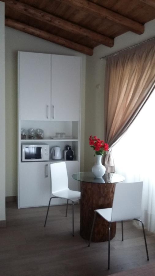 Cascina San Martino Bed and Breakfast Passirano Exteriör bild